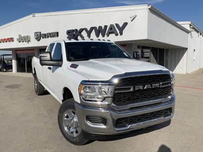 New 2024 RAM 2500 Tradesman w/ Chrome Appearance Group