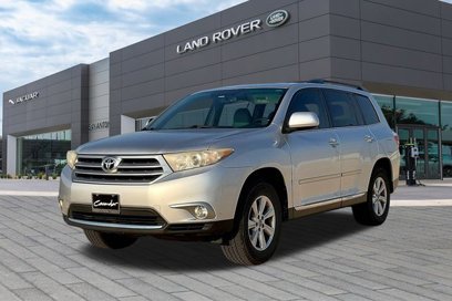 Used 2011 Toyota Highlander SE