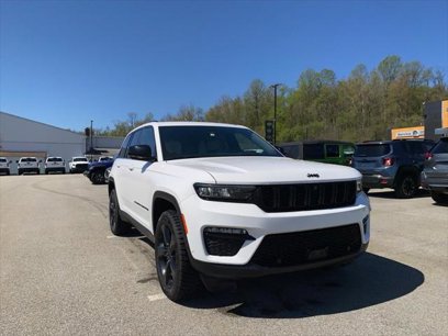 Certified 2023 Jeep Grand Cherokee Limited w/ Luxury Tech Group II