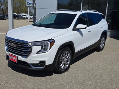 Used 2022 GMC Terrain SLT w/ Infotainment Package II