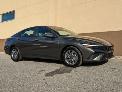 New 2025 Hyundai Elantra Sport