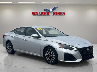 Used 2023 Nissan Altima 2.5 SV