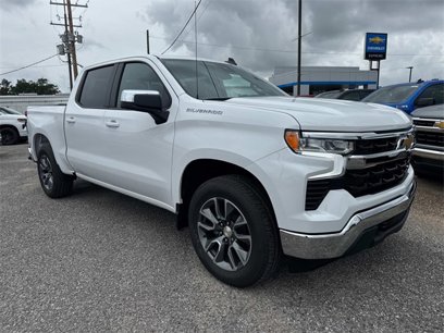 New 2025 Chevrolet Silverado 1500 LT