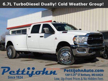 New 2024 RAM 3500 Tradesman w/ Chrome Appearance Group