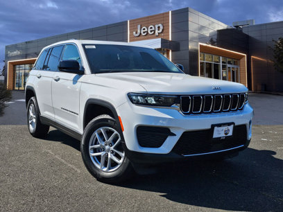 New 2025 Jeep Grand Cherokee Laredo X
