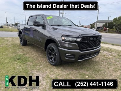 New 2025 RAM 1500 4x4 Crew Cab