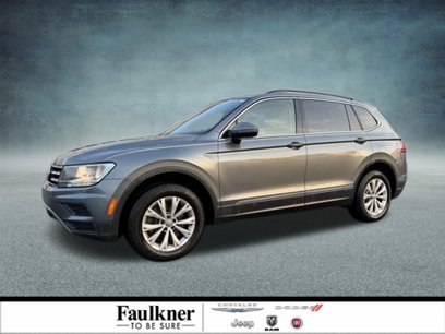 Used 2018 Volkswagen Tiguan SE w/ Panoramic Sunroof Package