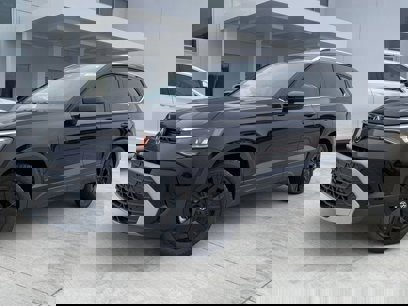New 2025 Volkswagen Taos SE