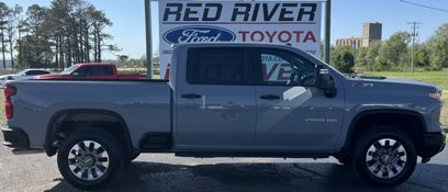 Used 2025 Chevrolet Silverado 2500 Custom w/ Custom Value Package