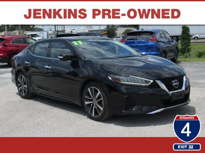 Used 2023 Nissan Maxima SV w/ Floor Mat Group