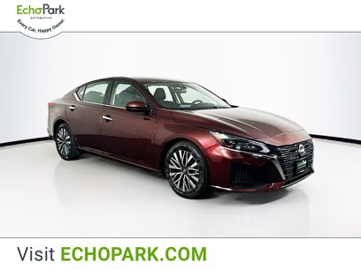 Used 2023 Nissan Altima 2.5 SV