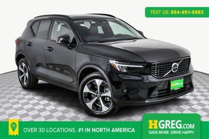 Used 2024 Volvo XC40 B5 Plus