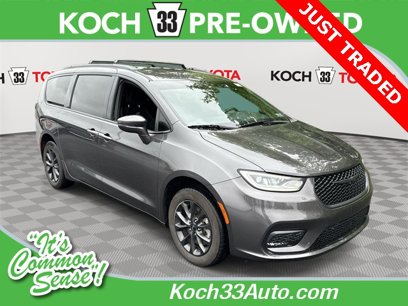 Used 2021 Chrysler Pacifica Touring w/ Cold Weather Group