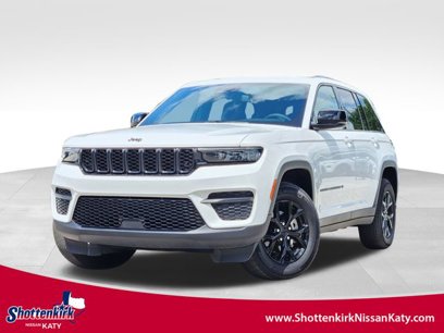 Used 2024 Jeep Grand Cherokee Altitude