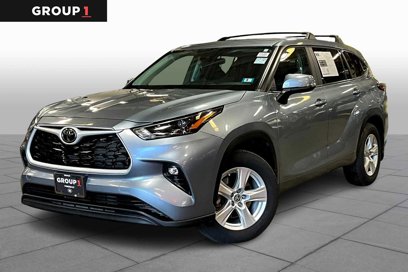 Certified 2024 Toyota Highlander LE