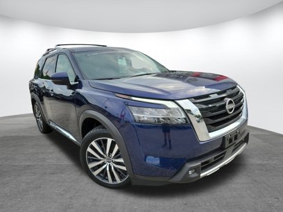 Certified 2022 Nissan Pathfinder Platinum w/ Cargo Package