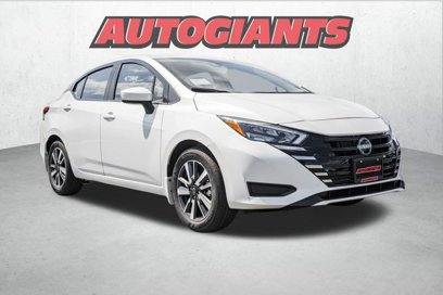 New 2025 Nissan Versa SV w/ Trunk Package