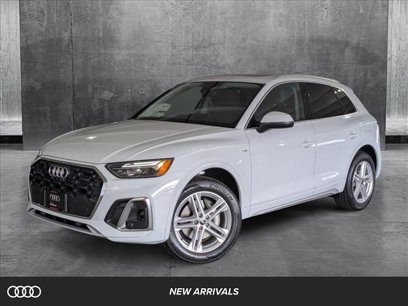 New 2025 Audi Q5 e Premium Plus