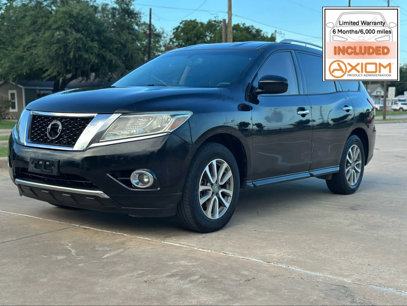 Used 2016 Nissan Pathfinder SV