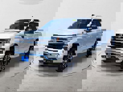 New 2025 Chevrolet Silverado 1500 LT