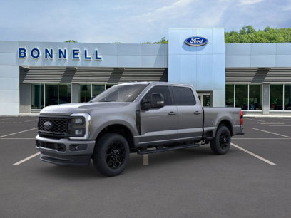 New 2025 Ford F250 Lariat w/ Black Appearance Package