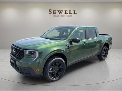 New 2025 Ford Maverick Lariat w/ Black Appearance Package