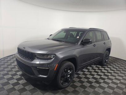 New 2025 Jeep Grand Cherokee Limited w/ Black Appearance Package