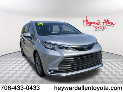 Used 2021 Toyota Sienna XLE
