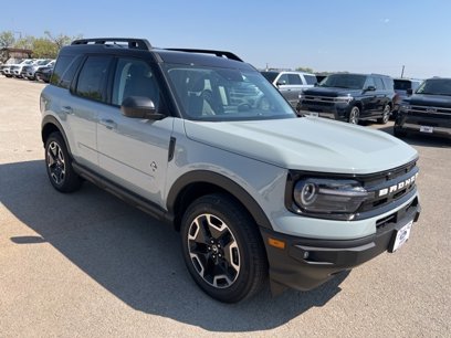 New 2024 Ford Bronco Sport Outer Banks w/ Tech Package