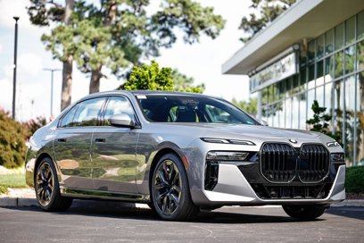 New 2025 BMW 740i