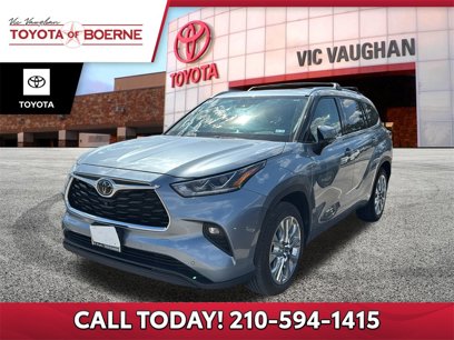 Used 2024 Toyota Highlander Limited