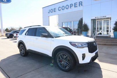 New 2025 Ford Explorer ST-Line w/ Premium Package