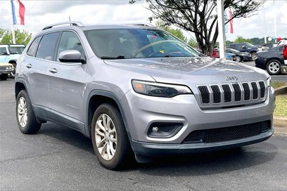 Used 2019 Jeep Cherokee Latitude w/ Cold Weather Group