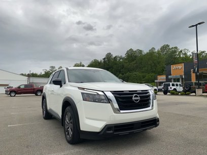 Used 2024 Nissan Pathfinder S w/ Cargo Package