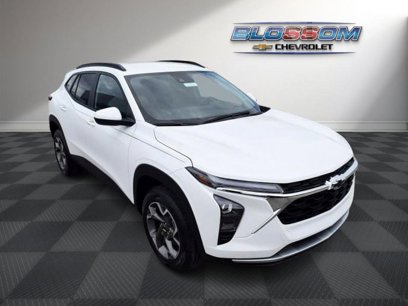 New 2025 Chevrolet Trax LT w/ Driver Confidence Package
