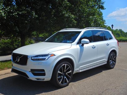 Used 2018 Volvo XC90 T6 Momentum w/ Convenience Package