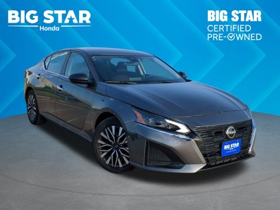 Used 2024 Nissan Altima 2.5 SV