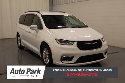 Used 2022 Chrysler Pacifica Touring-L