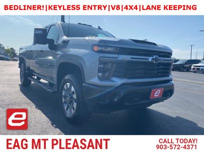 Used 2024 Chevrolet Silverado 2500 Custom w/ Custom Value Package