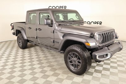 Used 2024 Jeep Gladiator Sport