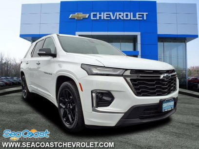 Certified 2022 Chevrolet Traverse Premier w/ LPO, Blackout Package