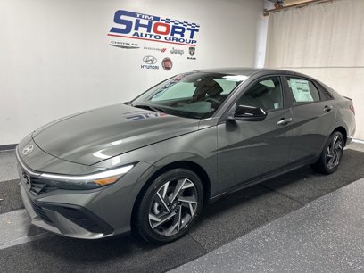 New 2025 Hyundai Elantra SEL