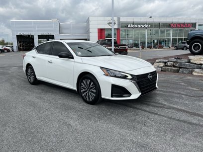 Used 2024 Nissan Altima 2.5 SV