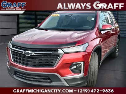 Used 2024 Chevrolet Traverse LT w/ Midnight/Sport Edition