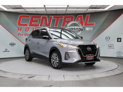 Used 2023 Nissan Kicks SV