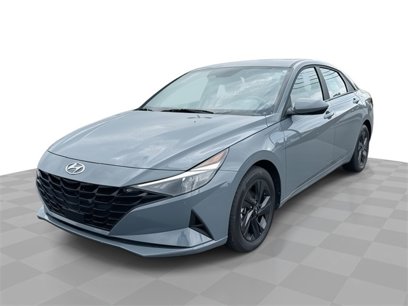 Used 2022 Hyundai Elantra SEL w/ Convenience Package