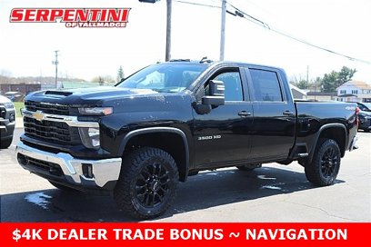 New 2025 Chevrolet Silverado 3500 LT w/ Safety Package