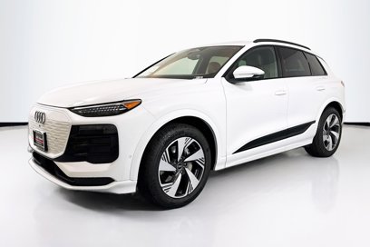 New 2025 Audi Q6 e-tron Prestige