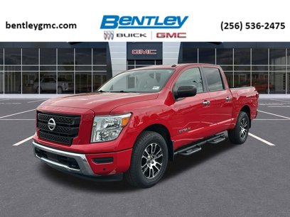 Used 2021 Nissan Titan SV w/ SV Convenience Package