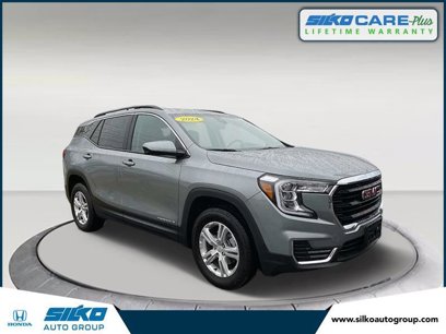 Used 2024 GMC Terrain SLE w/ Driver Convenience Package